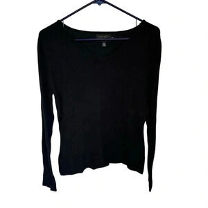 Icelandic Design Black V Neck Light Weight Sweater size M